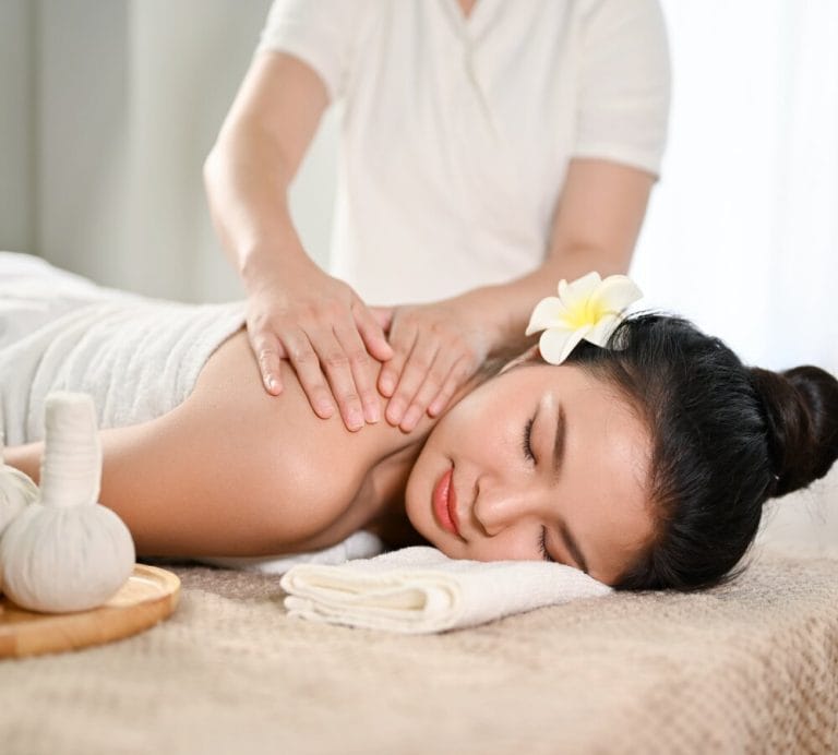 Best massage near me-best_massage-นวดไทย-นวดกดจุด-นวดรักษา-นวดรักษาoffice_syndrome-best_massage-lotus thai massage
