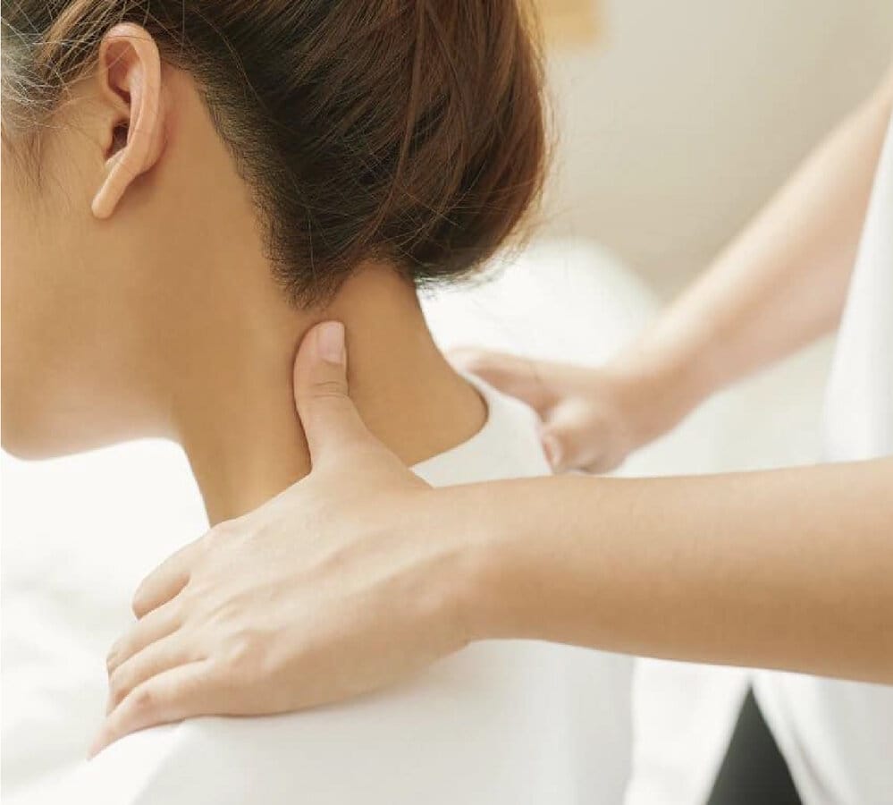 นวดรักษา_ออฟฟิศซินโดรม-office_syndrome_best Massage-นวดแก้ปวดหลัง-นวดเท้า-นวดคอ-นวดคอบ่าไหล่-แก้ปวดไหล่